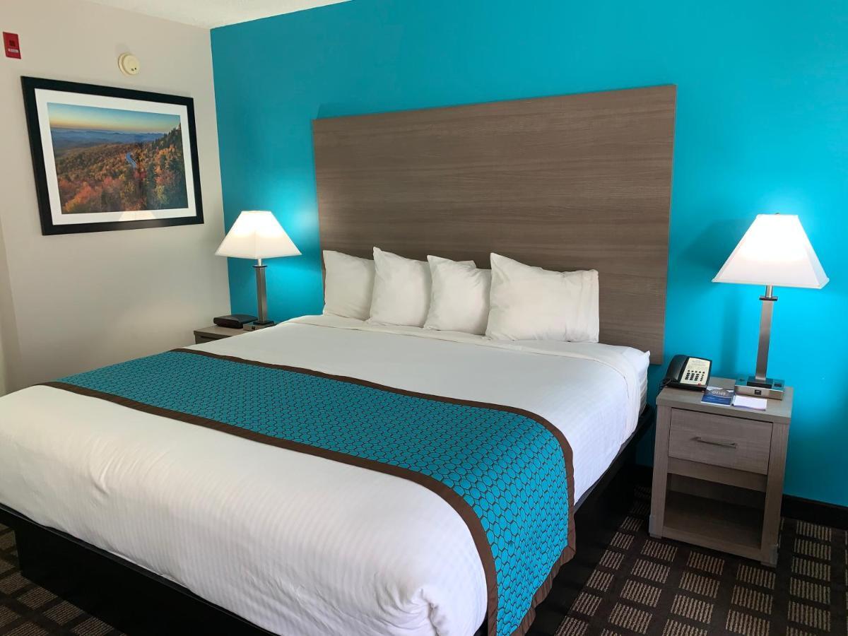 Baymont By Wyndham Eden Motel Eksteriør billede